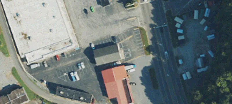 1135 Main St
