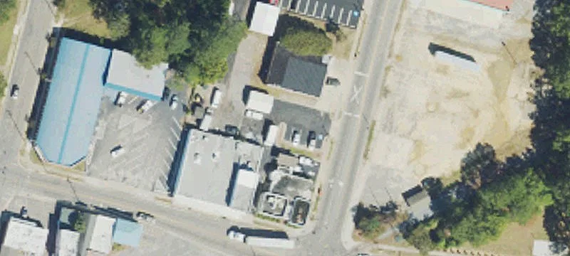 Main St