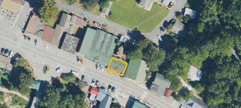 398 Main St