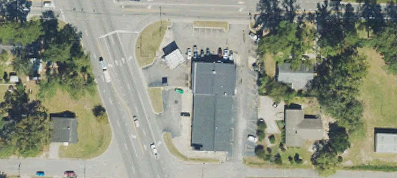602 Roberts Ave