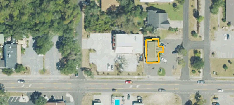 8108 Oak Is Dr