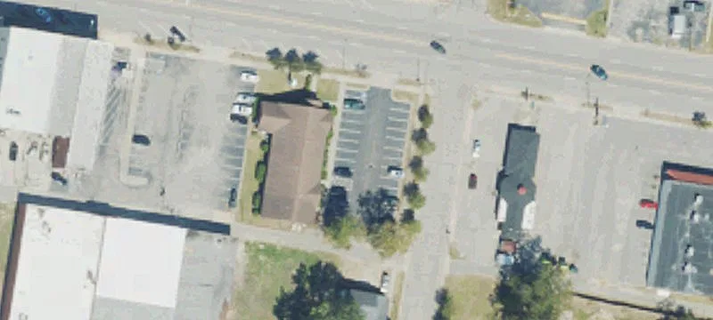 128 Broad St