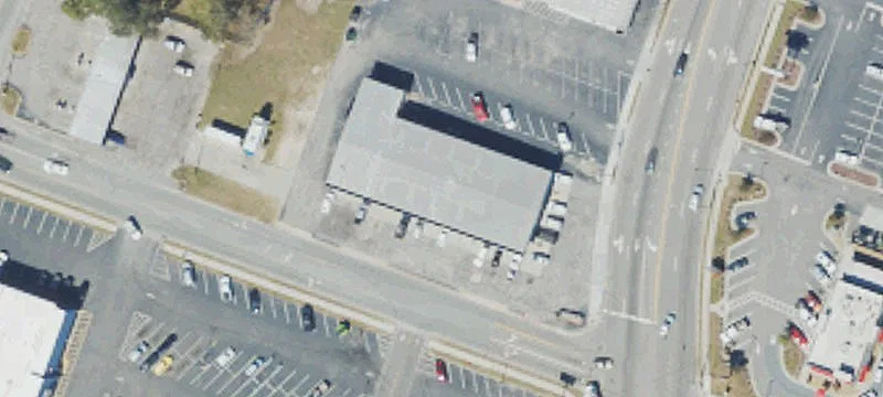210 Poplar St