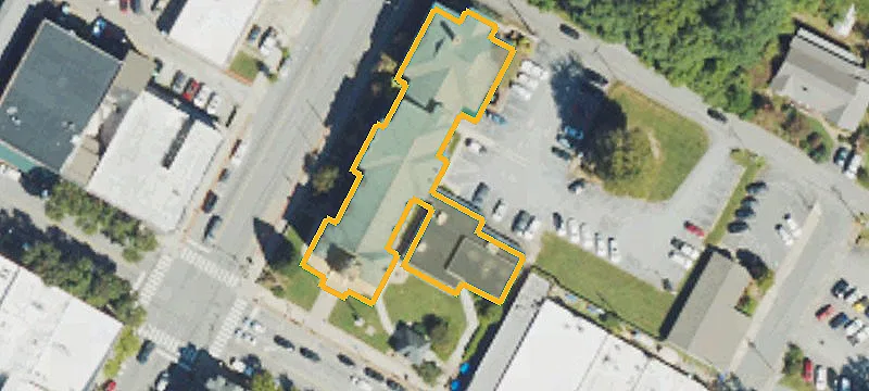 7 Main St