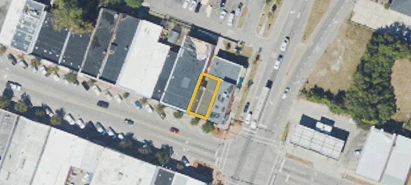 108 Broad St