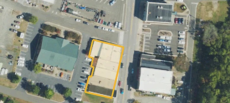211 Main St
