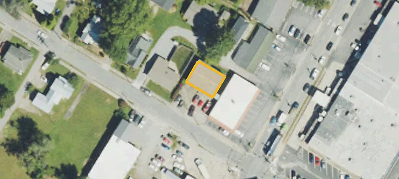 86 French Broad St