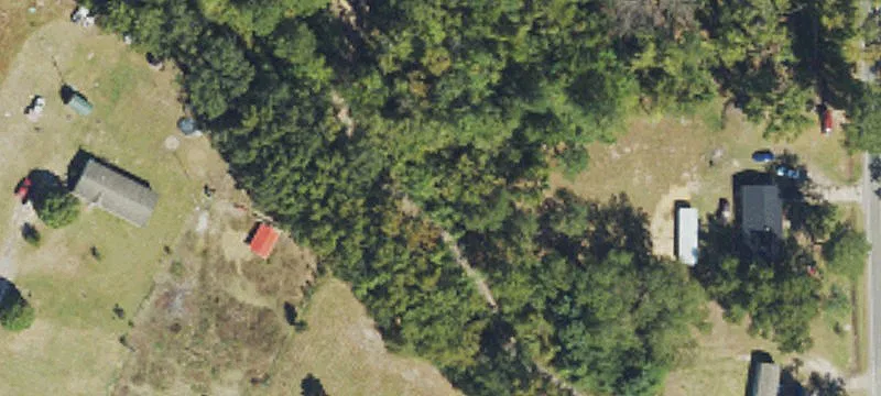 627 Chicken Rd