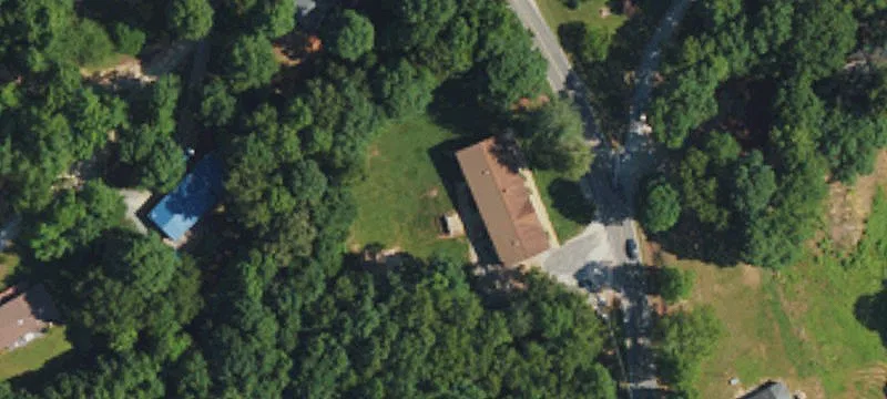 2121 Old Hwy 10th E