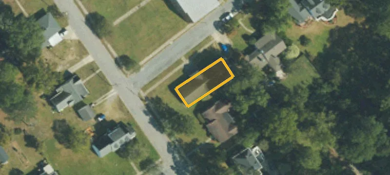 106 Grace St