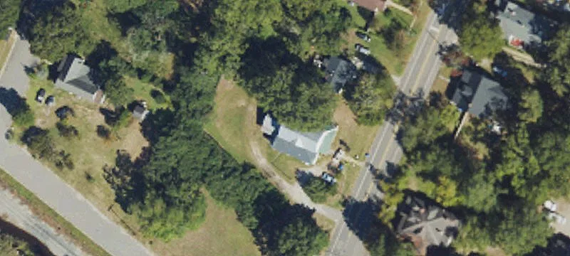 305 Gill St