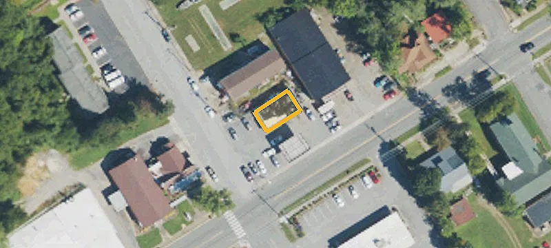 Main St