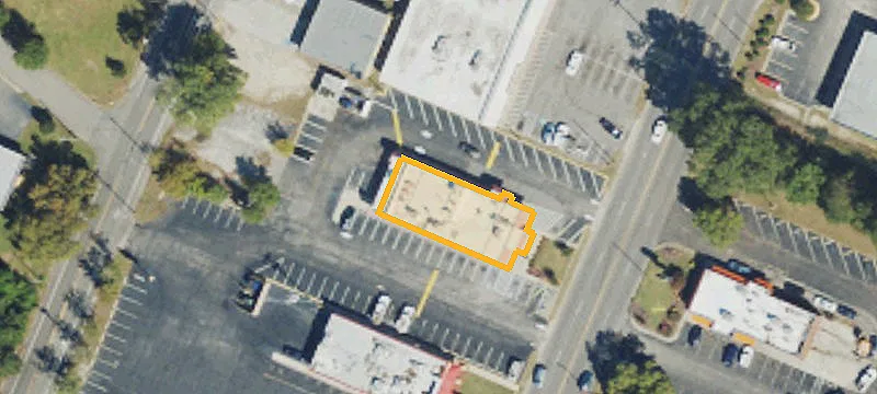1225 Main St