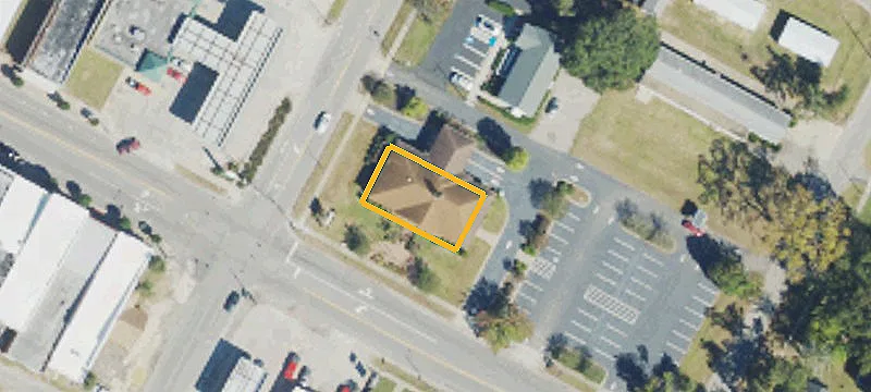 201 Main St