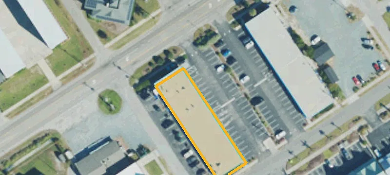 204 New Riv Dr