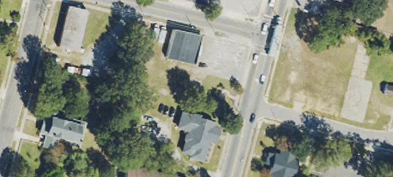 Main St