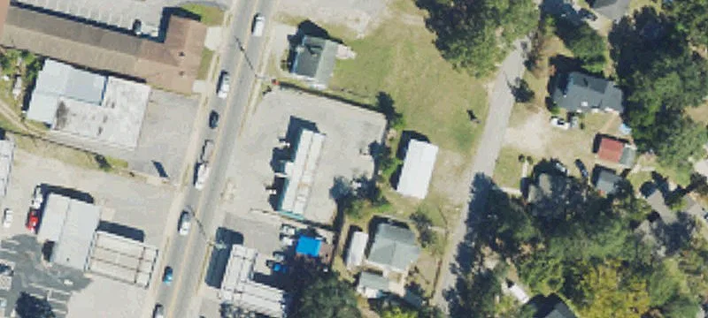 211 Charleveaux St
