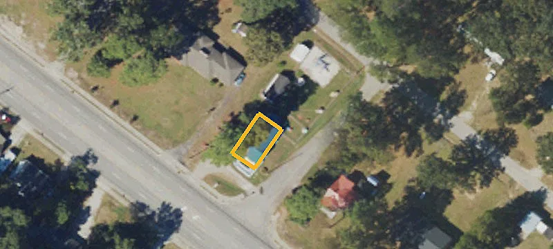 6824 10th St
