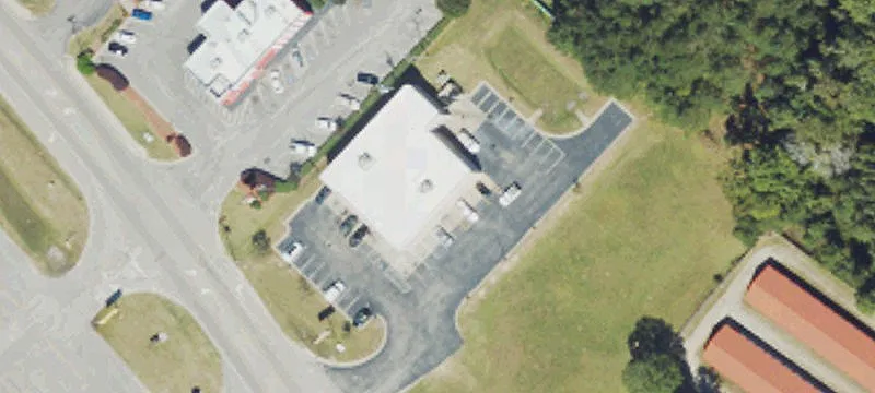 909 4th Ave