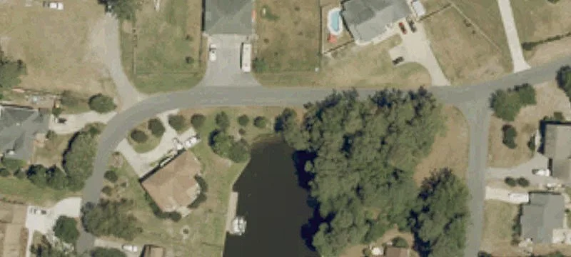 Pineway Dr