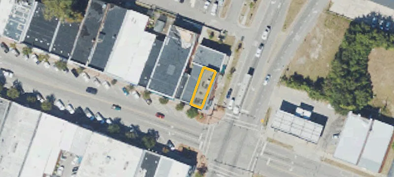106 Broad St