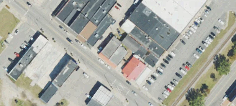 106 3rd St