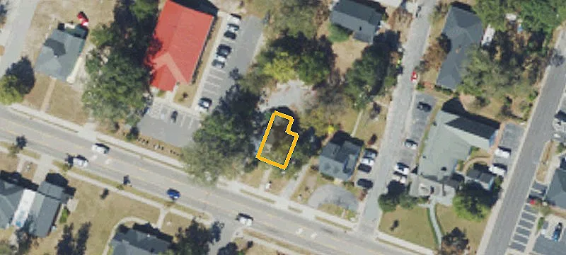 306 Broad St