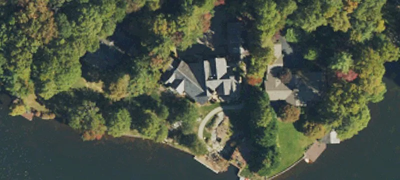 41 Chimney Pt