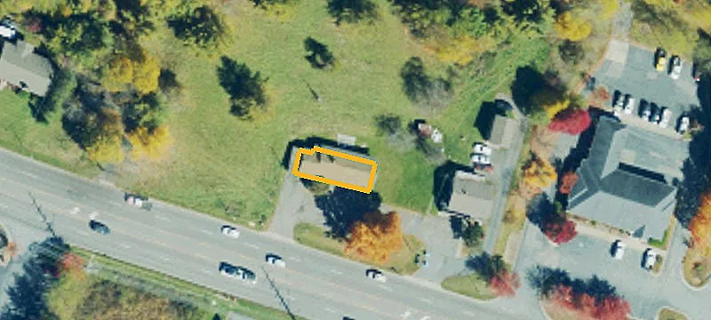 2490 Hwy 105