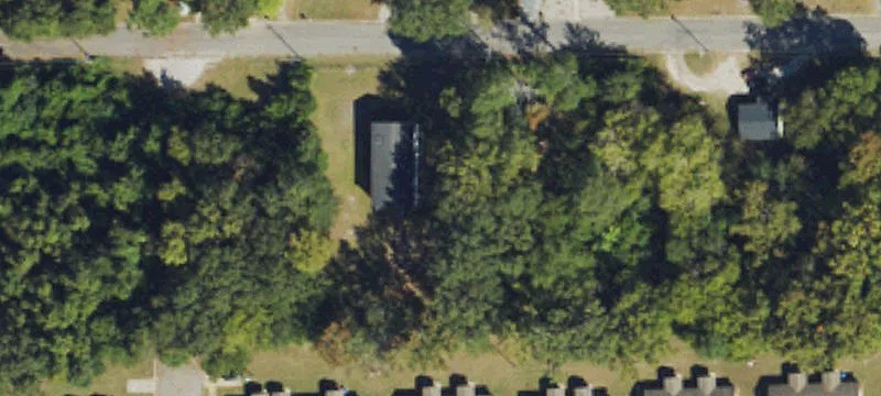 335 Sawdust Ln