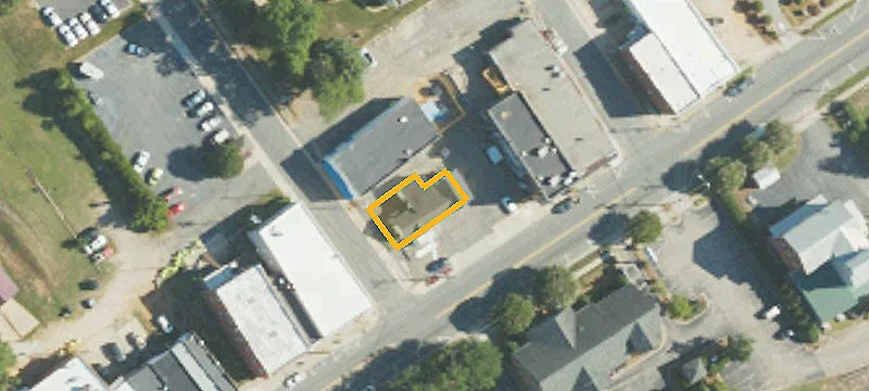 201 Main St