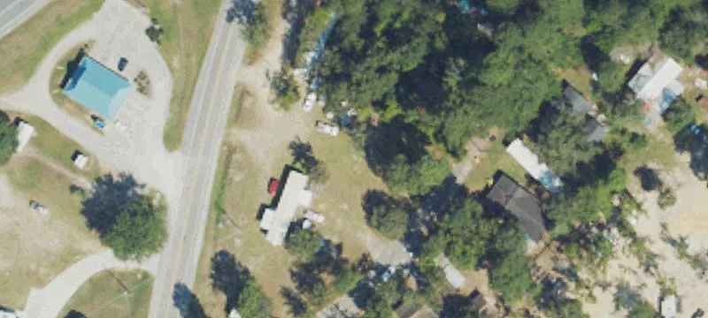 57 Russ St