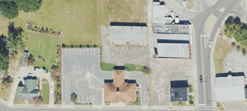 Main St