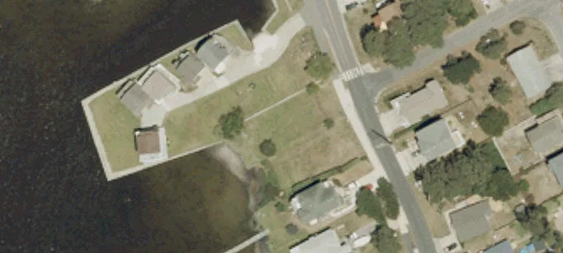 Bay Dr