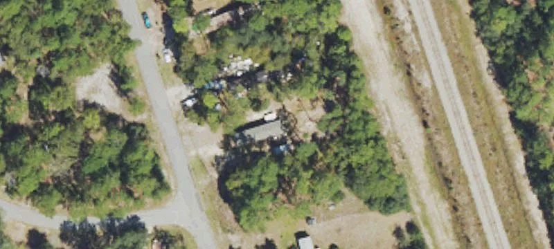 102 Redwood Dr