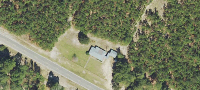 210 Hwy E Hwy