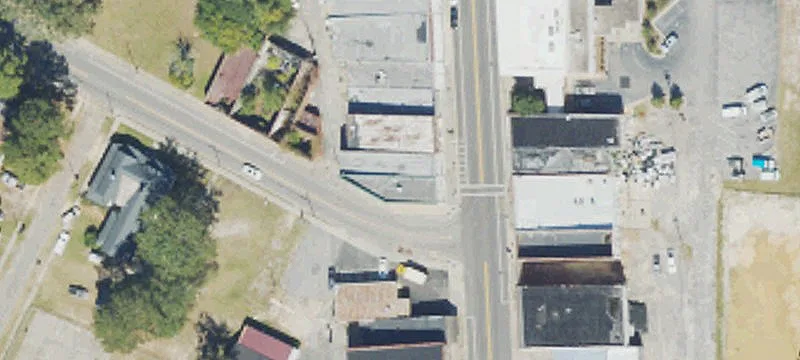 318 Main St