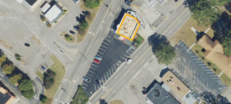 1513 Main St