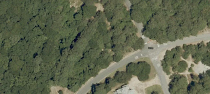 Hillcrest Dr