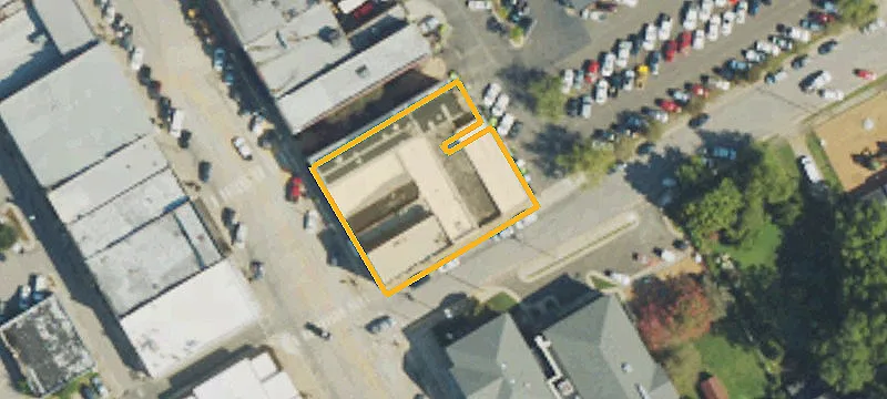 107 Little John St