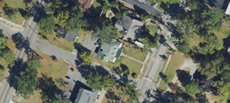 619 Main St