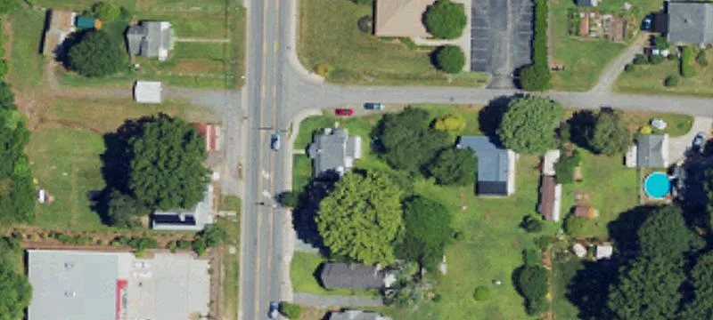 724 Main St
