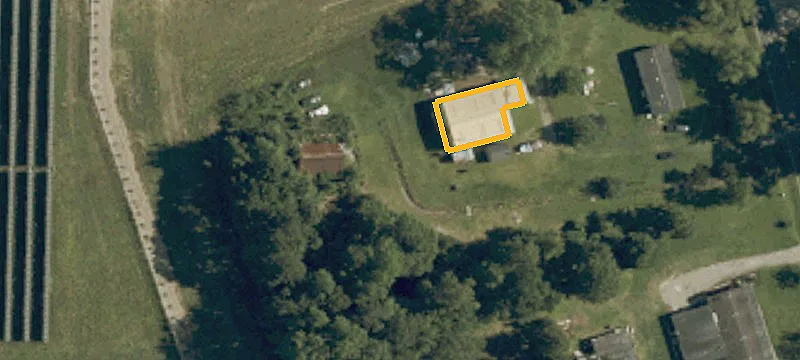 2593 Cross Rd
