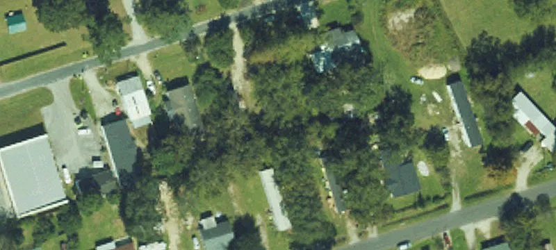 307 Edwards Ave