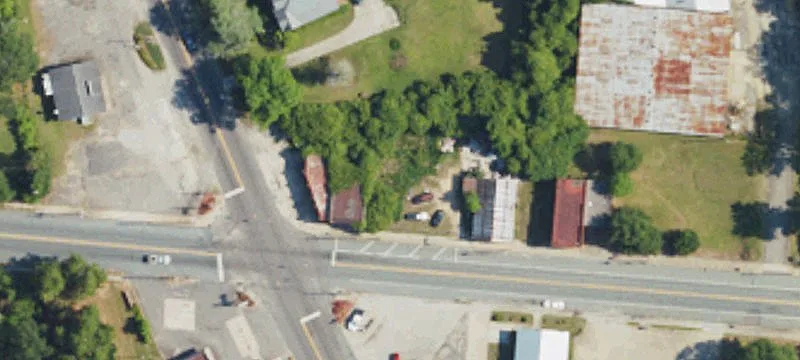 101 Main St