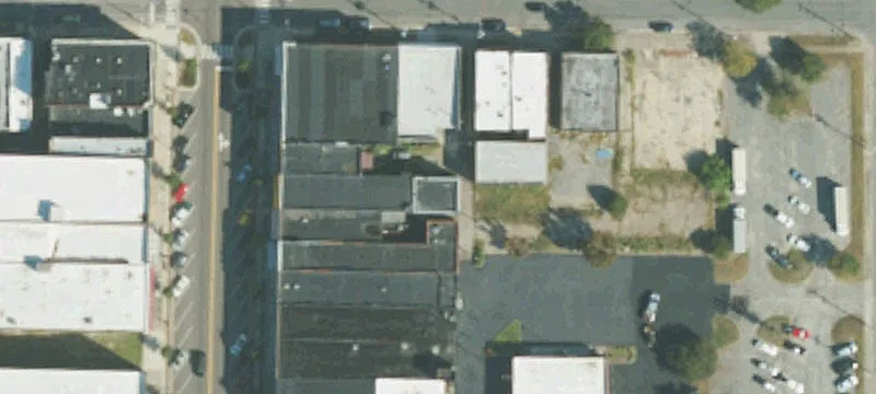 12 Queen St