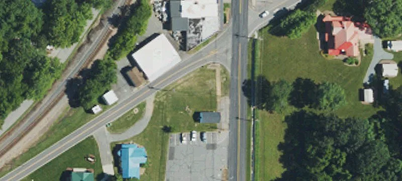 Main St