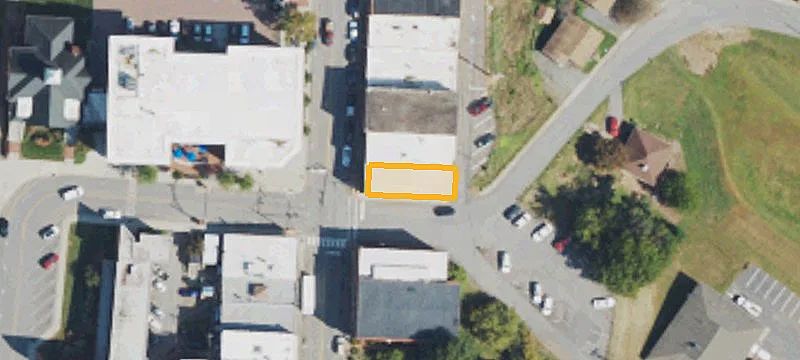 10 Main St