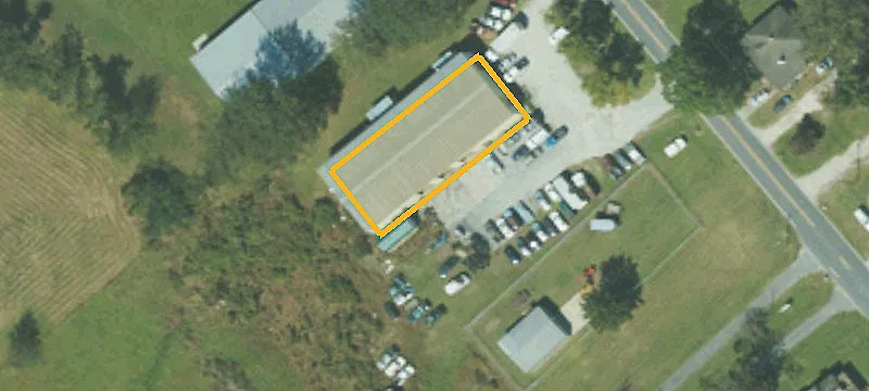 3413 Oaks Rd