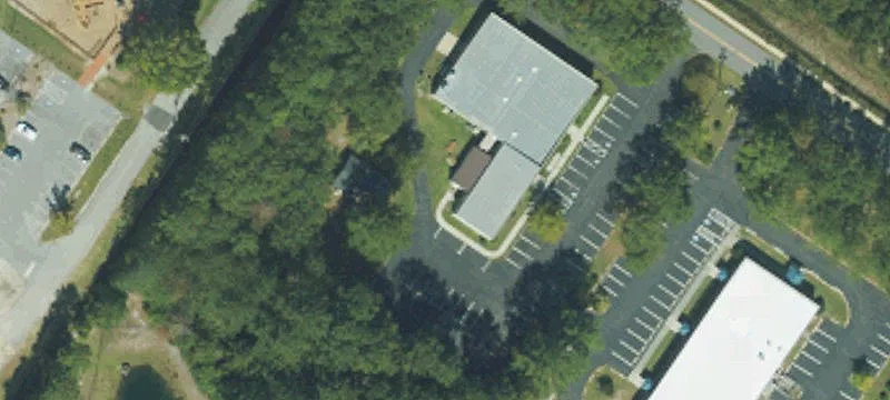 1175 Pinetree Dr